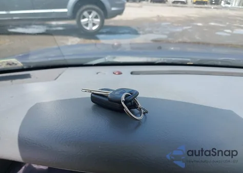 2005 Toyota Camry Le из США, поврежденный, VIN 4T1BE30K45U033169